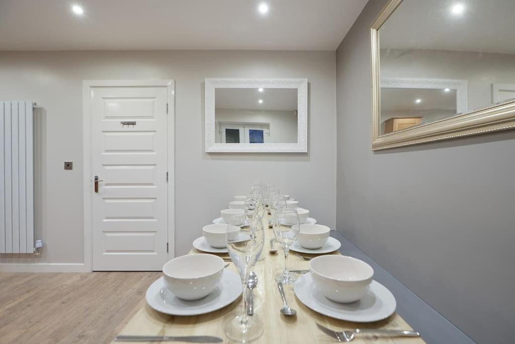 Stradbroke House - 5 Bed Townhouse, Sleeps 11, Great For Group Stays & Workers, Free Parking & Netflix - Hosted By Stay Host Save Sheffield Exterior photo